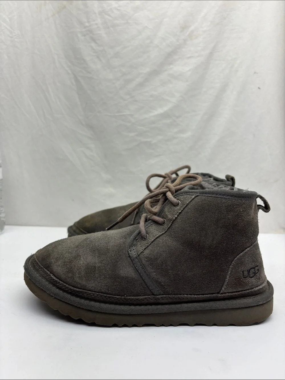 UGG Neumel boots women’s SZ 5, box 1G
